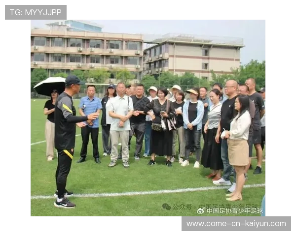 足球俱乐部青训营设置学员家长交流群加强沟通互动,足球青训营报名条件